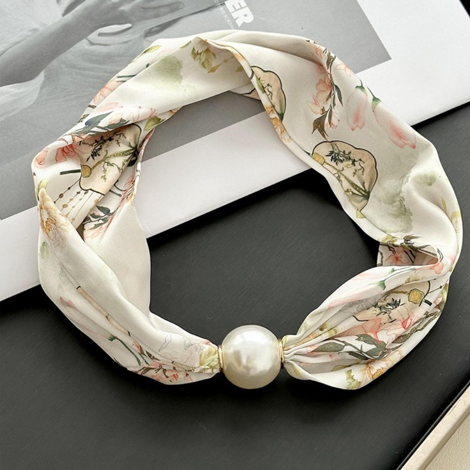 Magnetic Clasp Pearl Scarf Neck Warmer Women N6H111