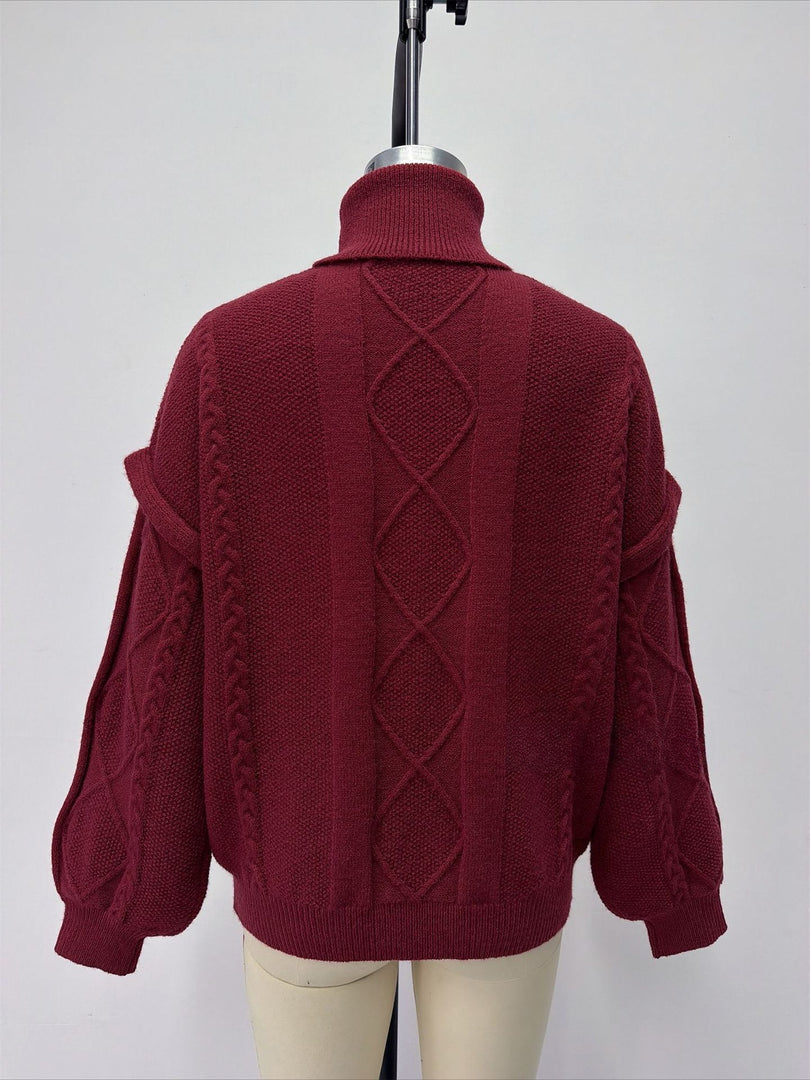 Oversized Cable Knit Turtleneck Arctic Fleece Pullover N6G182