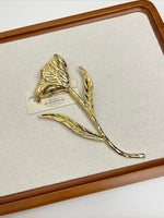 Load image into Gallery viewer, Vintage Oversized Metal Leaf Flower Brooch N6B013