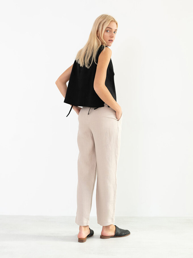 Image 4 of AVERY Linen Tank Top in Black from Love and Confuse