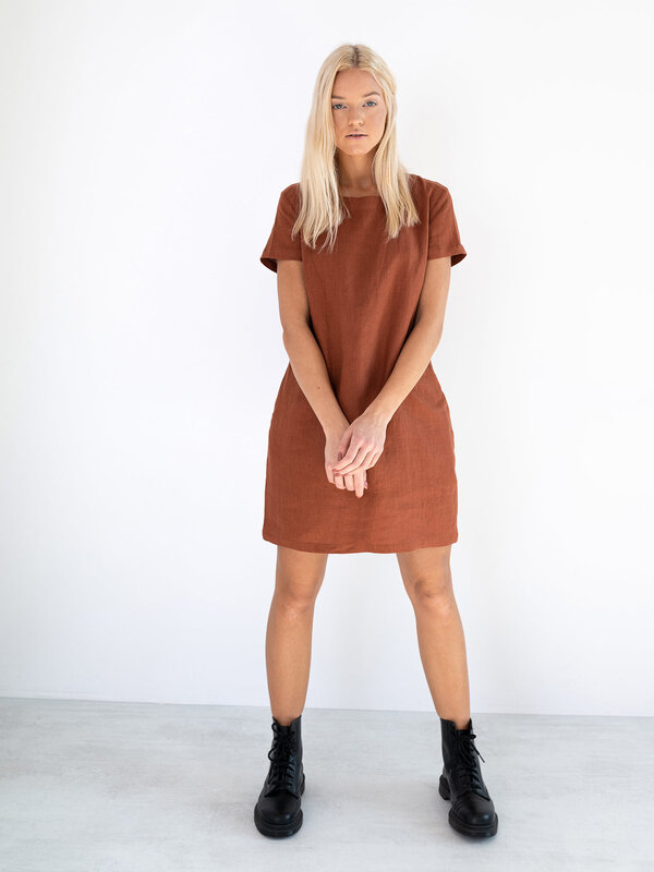 Bild 1 von BEATRICE Leinenkleid in von Love and Confuse