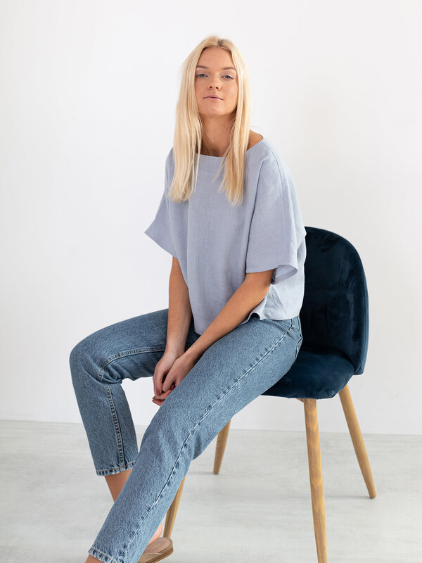 Image 1 of BEE Linen Top in Bluestone from ALBERALKIRK