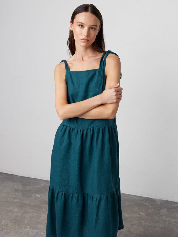Bild 2 von BERRY Trägerkleid aus Leinen in Emerald blue, you can also choose other colors above von ALBERALKIRK