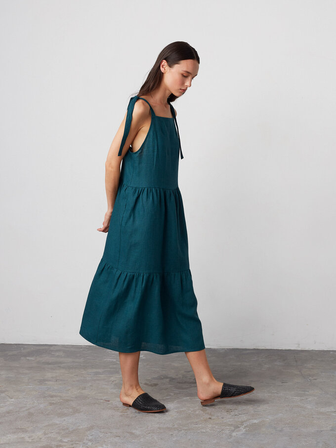 Bild 3 von BERRY Trägerkleid aus Leinen in Emerald blue, you can also choose other colors above von ALBERALKIRK