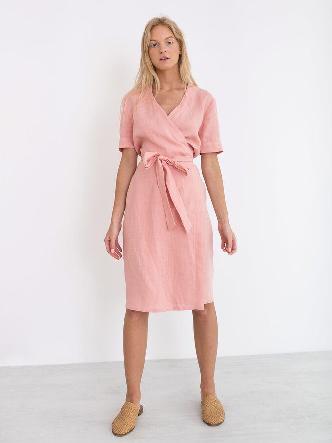 Bild 2 von BRIGITTE Leinenwickelkleid in Pink spanish, you can also choose other colors above von ALBERALKIRK