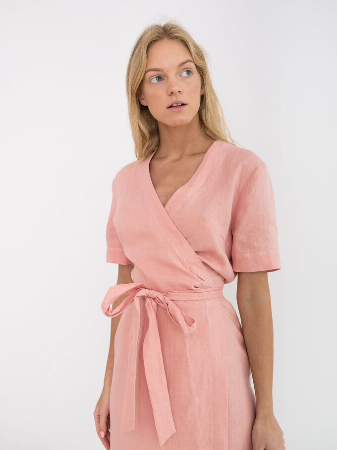 Bild 4 von BRIGITTE Leinenwickelkleid in Pink spanish, you can also choose other colors above von ALBERALKIRK