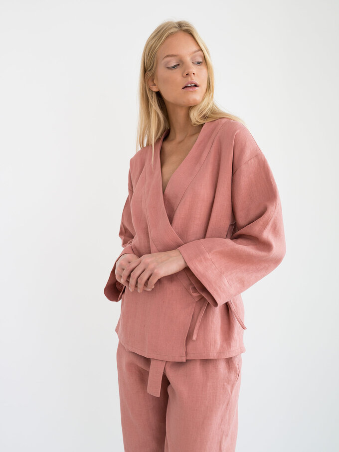 Bild 1 von DELILAH Leinen-Kimonojacke in Salmon pink, you can also choose other colors above von ALBERALKIRK