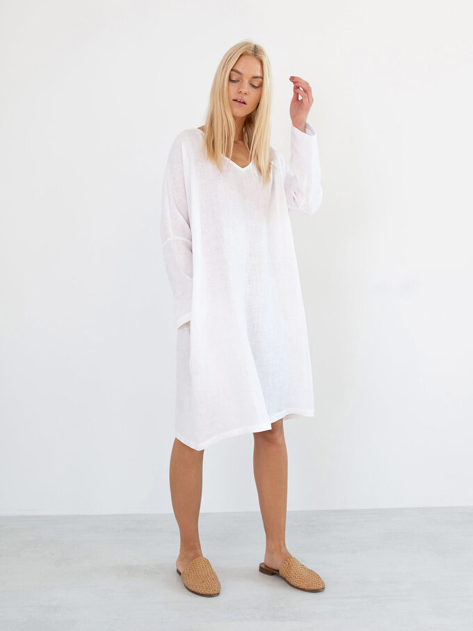 Bild 2 von FRIDA Langarm Leinenkleid in White, you can also choose other colors above von ALBERALKIRK