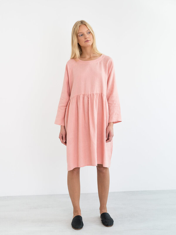 Bild 1 von HARLOW Langarm Leinenkleid in von Love and Confuse