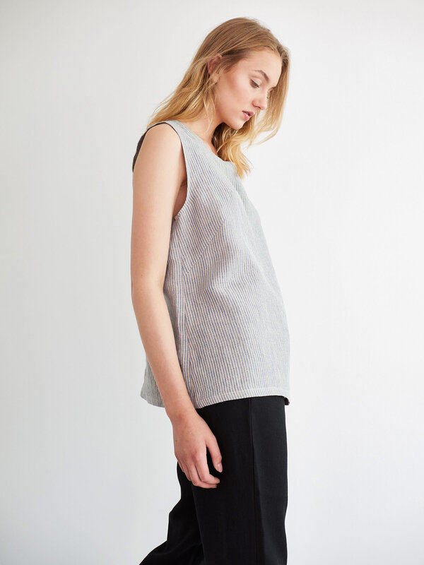 Bild 1 von HARPER Leinen Tanktop in Stripe, you can also choose other colors above von Love and Confuse