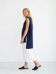 Bild 1 von HEATHER - Asymmetrisches Leinen-Tunika-Top in Navy blue, you can also choose other colors above von ALBERALKIRK
