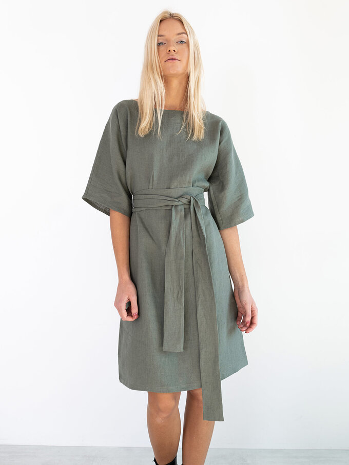 Bild 4 von ISABEL Leinenkleid in Sage green, you can also choose other colors above von ALBERALKIRK