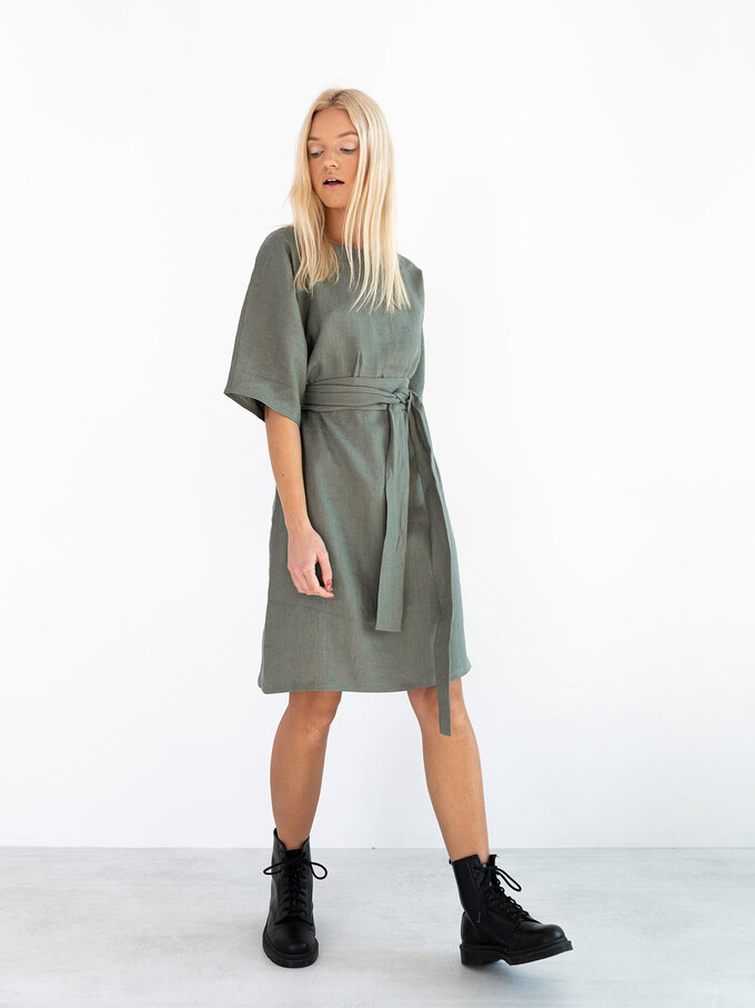 Bild 5 von ISABEL Leinenkleid in Sage green, you can also choose other colors above von ALBERALKIRK
