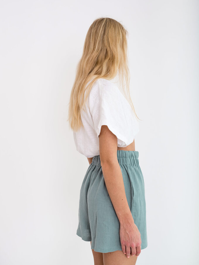 Bild 5 von ISLA - Hochgeschnittene Leinen Shorts in Dark turquoise, you can also choose other colors above von ALBERALKIRK