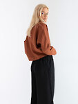Bild 6 von IVY - Locker Geschnittenes, Kurzes Leinentop in Rust, you can also choose other colors above von ALBERALKIRK