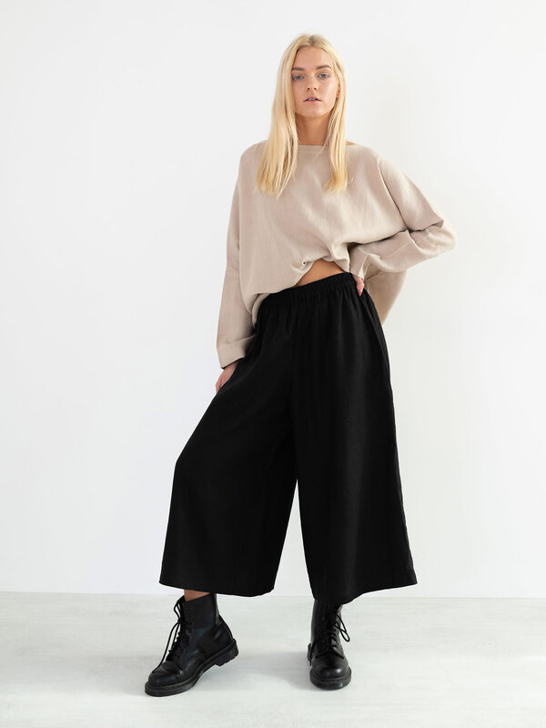 Bild 1 von JAYDEN Leinen Culotte in Black, you can also choose other colors above von Love and Confuse