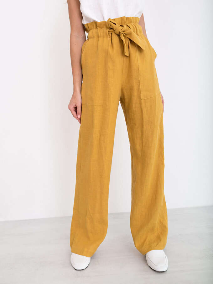 Bild 2 von JULIET - Weit geschnittene Leinenhose in Mustard, you can also choose other colors above von ALBERALKIRK