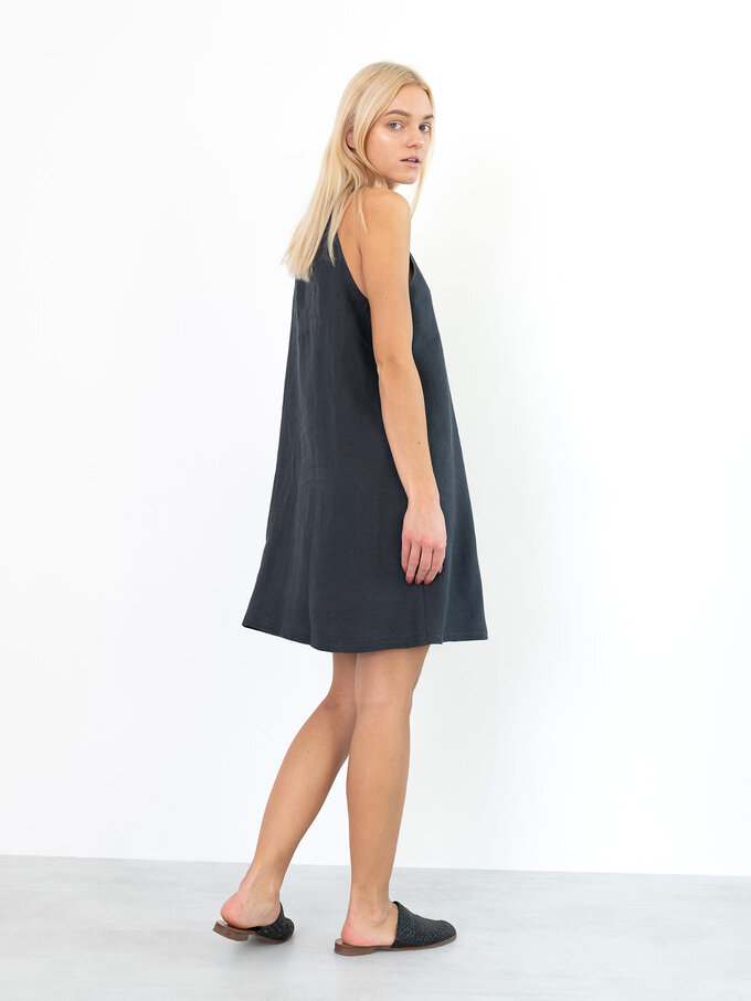 Bild 5 von LILY - ärmelloses Leinenkleid in von ALBERALKIRK