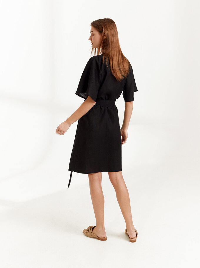 Bild 5 von MARY Leinen Wickelkleid in Black, you can also choose other colors above von ALBERALKIRK