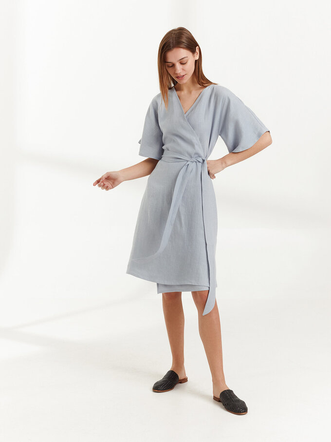 Bild 3 von MARY Leinen Wickelkleid in Bluestone, you can also choose other colors above von ALBERALKIRK