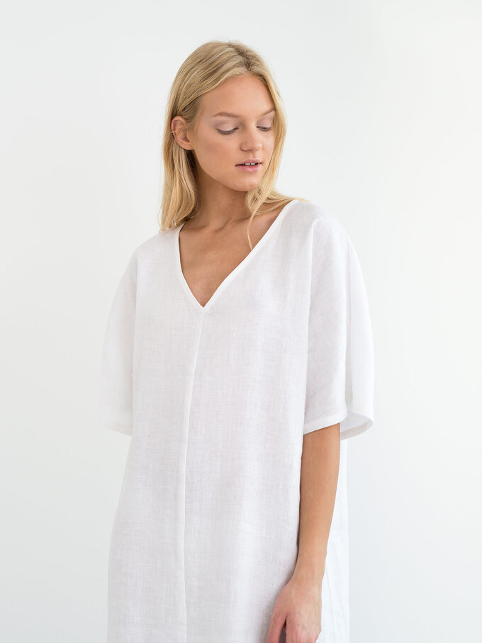Bild 5 von PEONY Leinenkleid in White, you can also choose other colors above von ALBERALKIRK