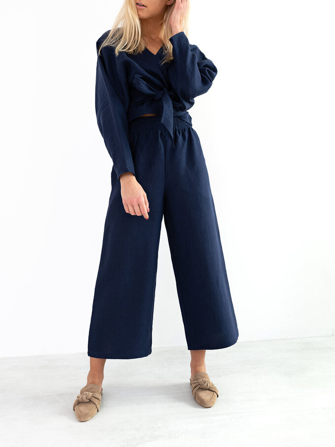 Image 3 of RILEY Wide Leg Linen Pants in Navy Blue from ALBERALKIRK