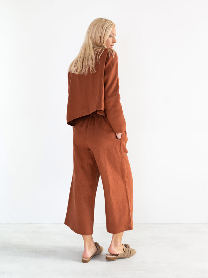 Bild 5 von RILEY - Hochgeschnittene Leinenhose mit weitem Bein in Rust, you can also choose other colors above von ALBERALKIRK