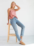 Bild 4 von SOPHIE Leinentop mit Trägern in Salmon pink, you can also choose other colors above von ALBERALKIRK