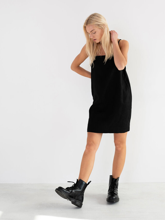 Bild 4 von VIOLET Leinen Slip-Kleid in Black, you can also choose other colors above von ALBERALKIRK