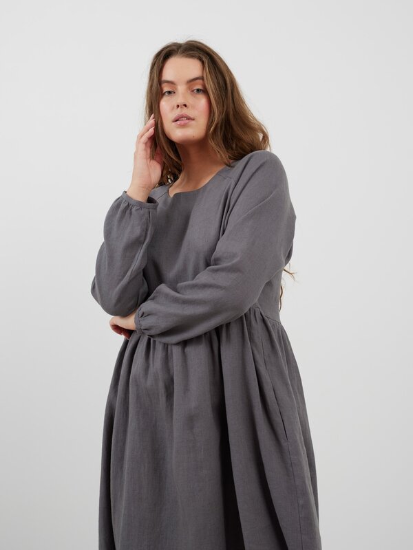 Bild 1 von BAY Langarm Leinenkleid Midi in von ALBERALKIRK