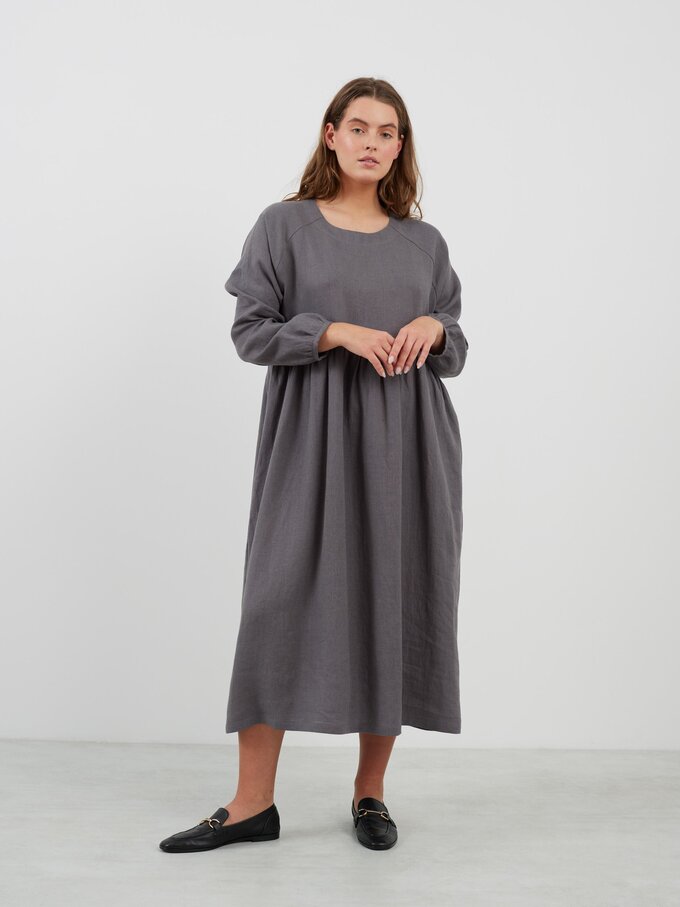 Bild 2 von BAY Langarm Leinenkleid Midi in von Love and Confuse
