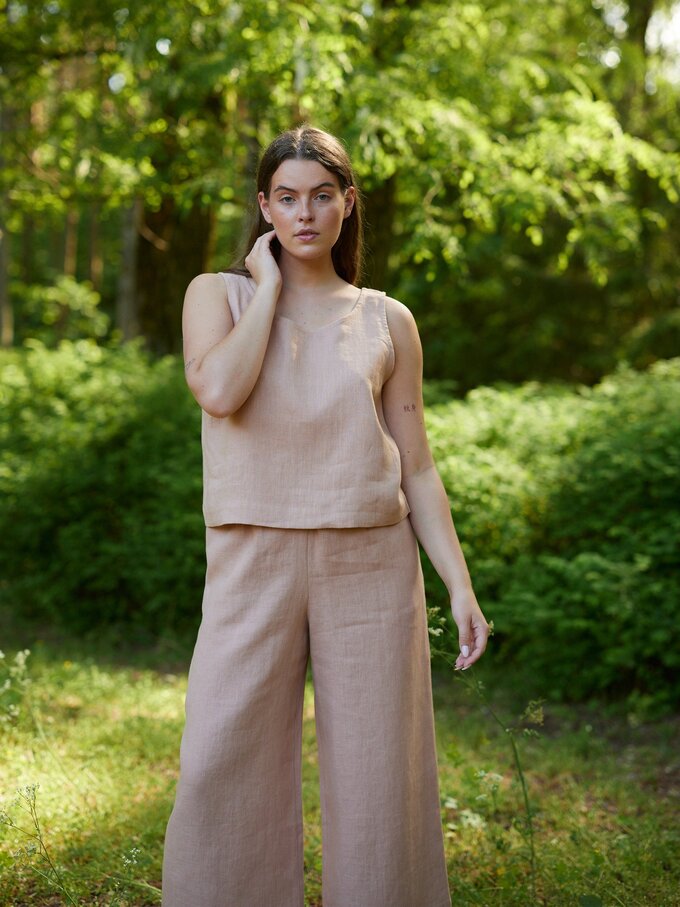 Image 3 of CALI Linen Tank Top in Camel from ALBERALKIRK