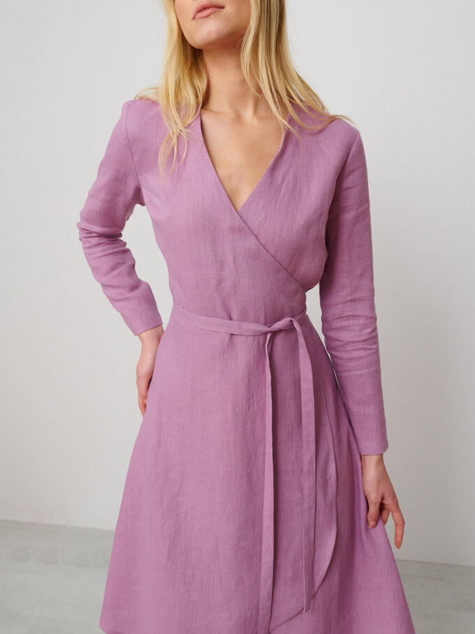 Bild 4 von CLAUDIA Leinenwickelkleid mit langen Ärmeln in Radiant Orchid, you can also choose other colors above von ALBERALKIRK
