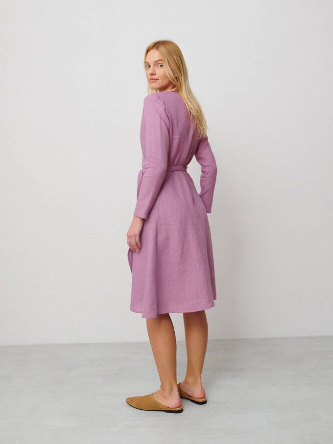 Bild 5 von CLAUDIA Leinenwickelkleid mit langen Ärmeln in Radiant Orchid, you can also choose other colors above von ALBERALKIRK