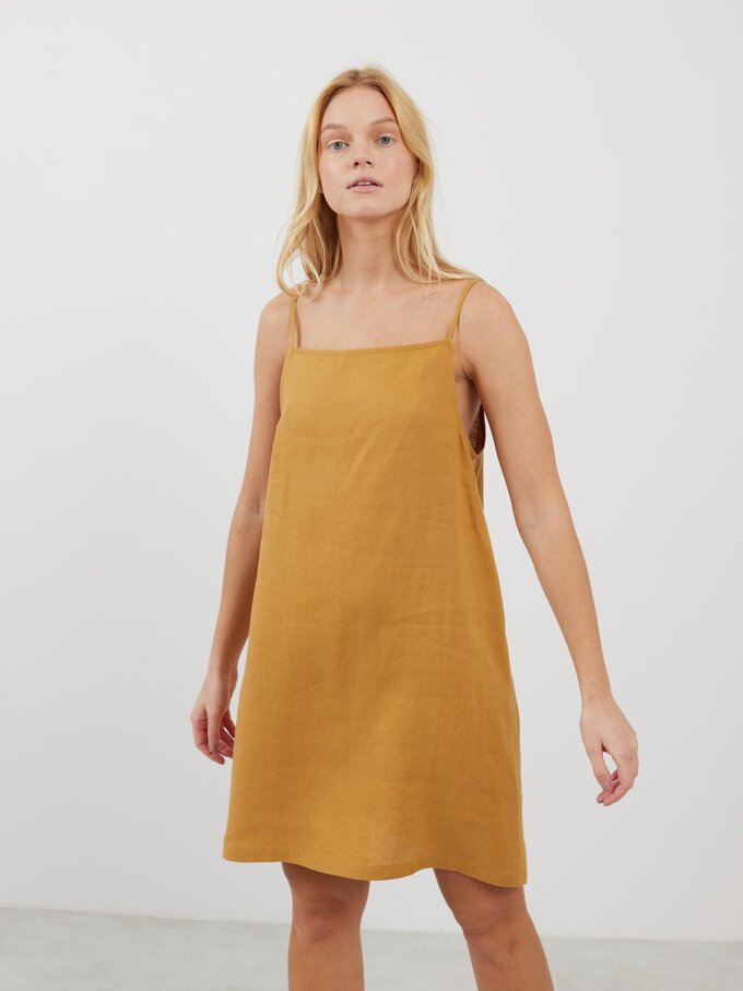 Bild 1 von DEVON - Elegantes Leinenkleid mit Spaghettiträgern in Honiggelb von ALBERALKIRK