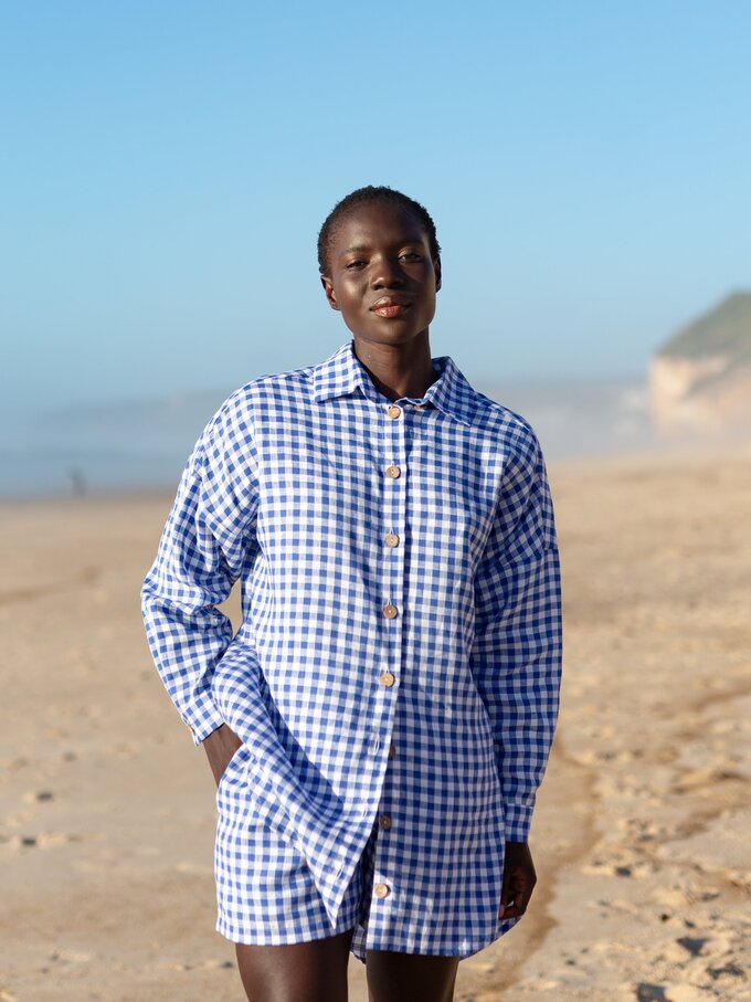 Image 2 of ISLA High-Waisted Linen Shorts in Gingham Blue from ALBERALKIRK