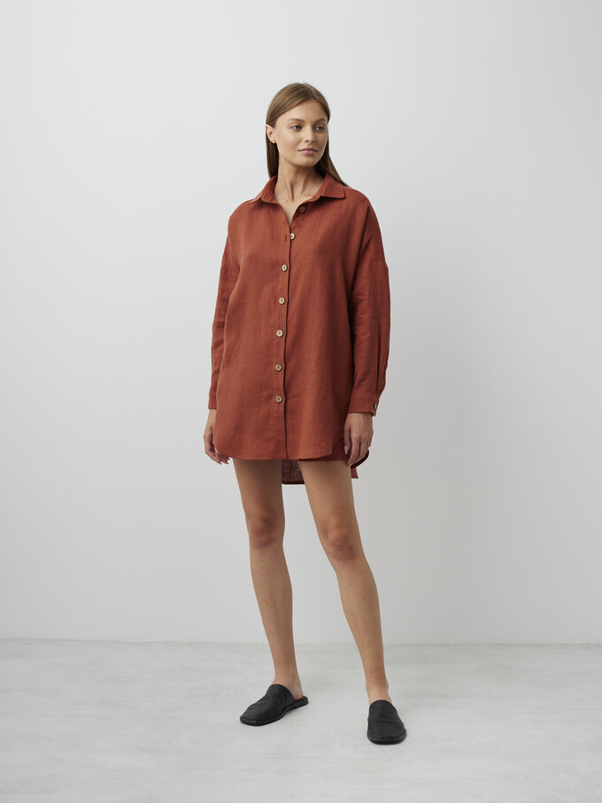 Bild 3 von ISLA - Hochgeschnittene Leinen Shorts in Rust, you can also choose other colors above von ALBERALKIRK