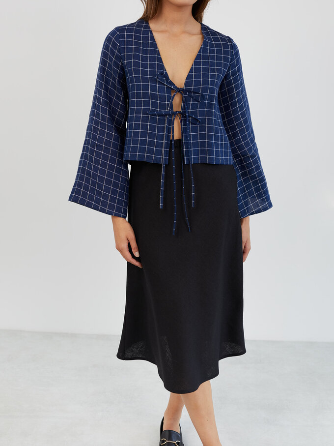 Image 4 of A-Line Linen Midi Skirt in Black BARLEY from ALBERALKIRK | Handmade Linen Clothing for Women