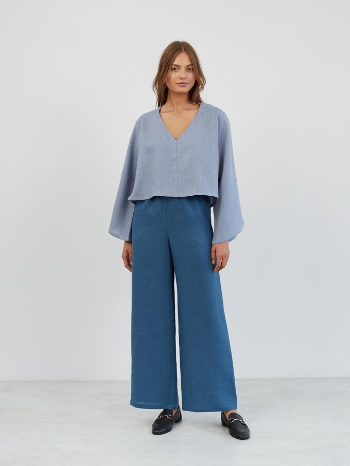 Image 2 of Oversized Linen Kimono Top in Vista Blue BONNIE from ALBERALKIRK | Handmade Linen Clothing for Women