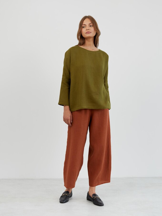 Image 2 of Long Sleeve Linen Top in Moss Green RUMI from ALBERALKIRK | Handmade Linen Clothing for Women