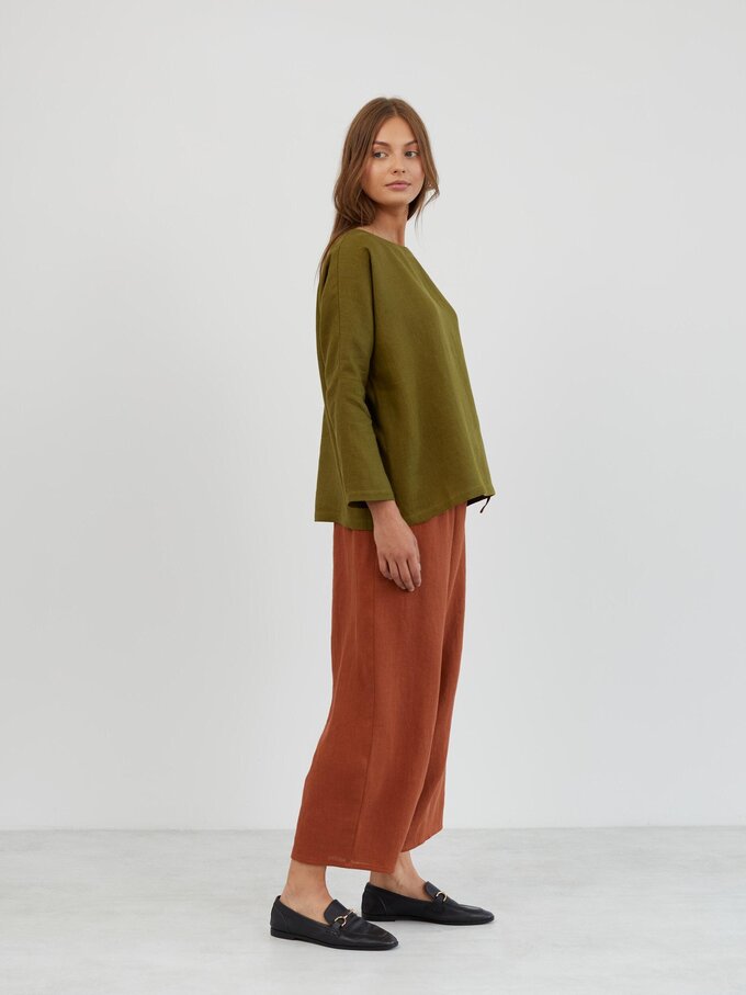Image 4 of Long Sleeve Linen Top in Moss Green RUMI from ALBERALKIRK | Handmade Linen Clothing for Women