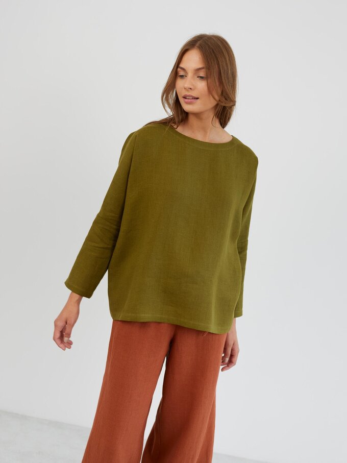 Image 5 of Long Sleeve Linen Top in Moss Green RUMI from ALBERALKIRK | Handmade Linen Clothing for Women