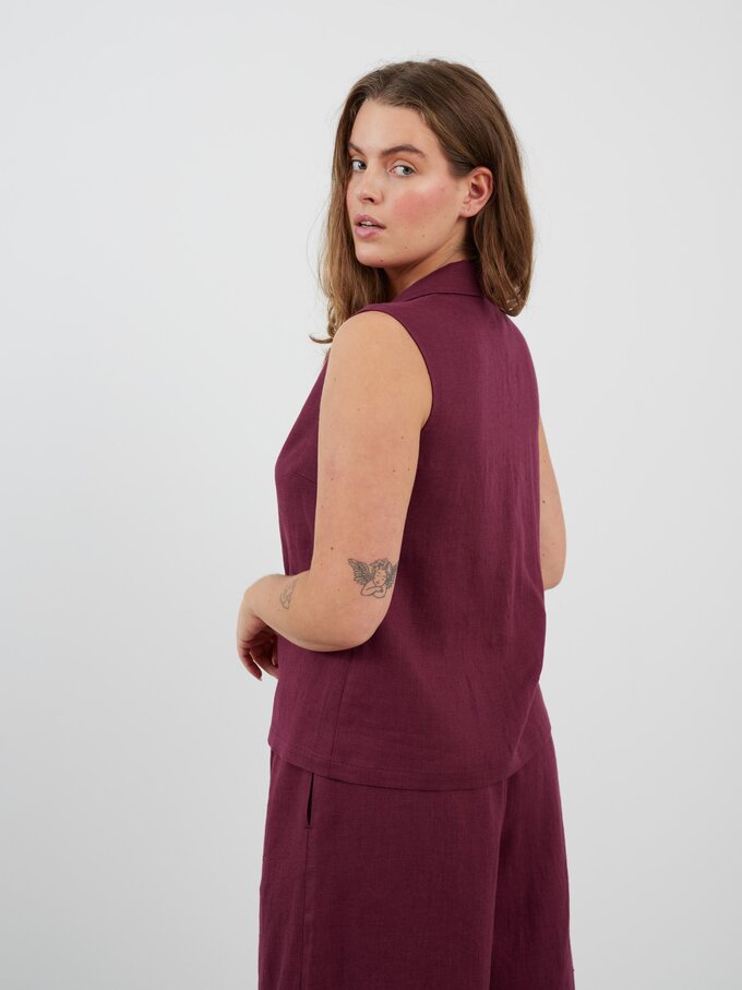 Bild 6 von LUCY Leinenweste mit Kragen in Aubergine von ALBERALKIRK