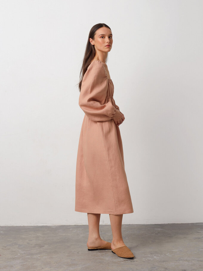 Bild 3 von MARGOT Leinenmidikleid in Camel, you can also choose other colors above von ALBERALKIRK