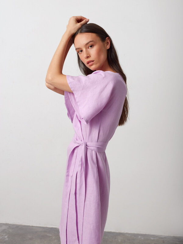Bild 1 von MARY Leinen Wickelkleid in von Love and Confuse
