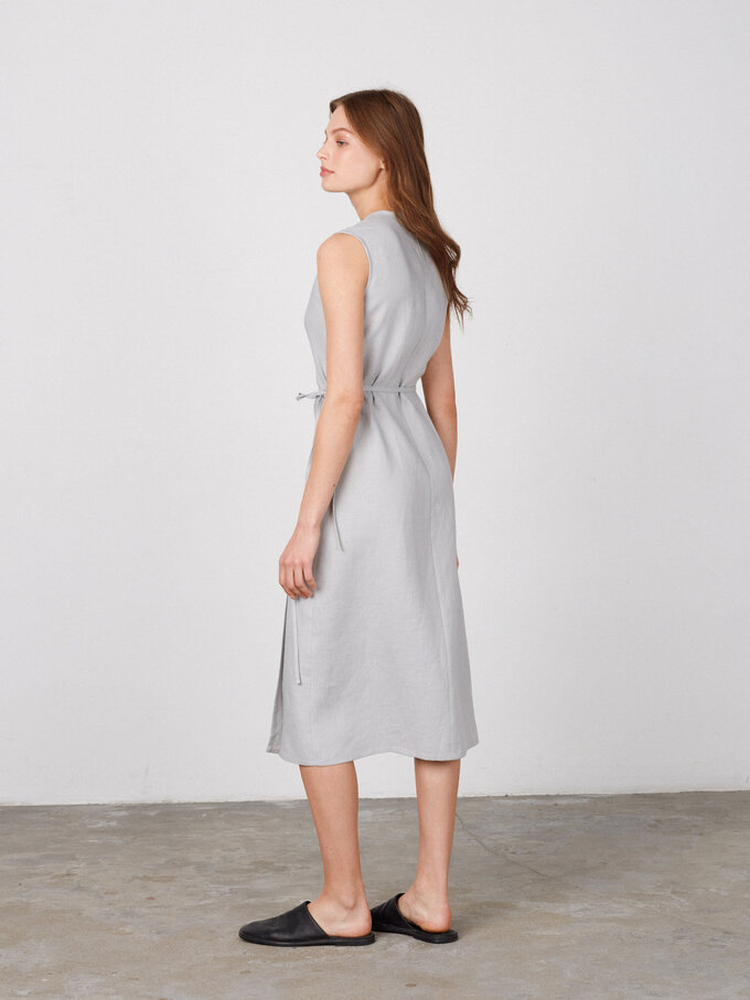 Image 5 of PIA Sleeveless Linen Wrap Dress in Cloudy Grey from ALBERALKIRK
