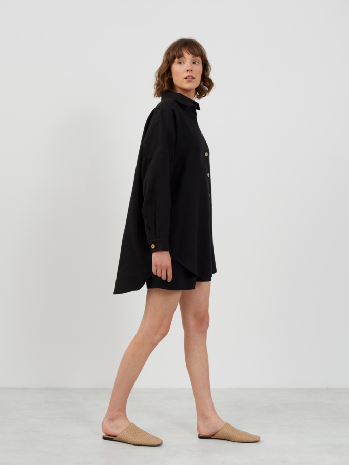 Image 4 of PINE Oversized Linen Shirt in Black from ALBERALKIRK