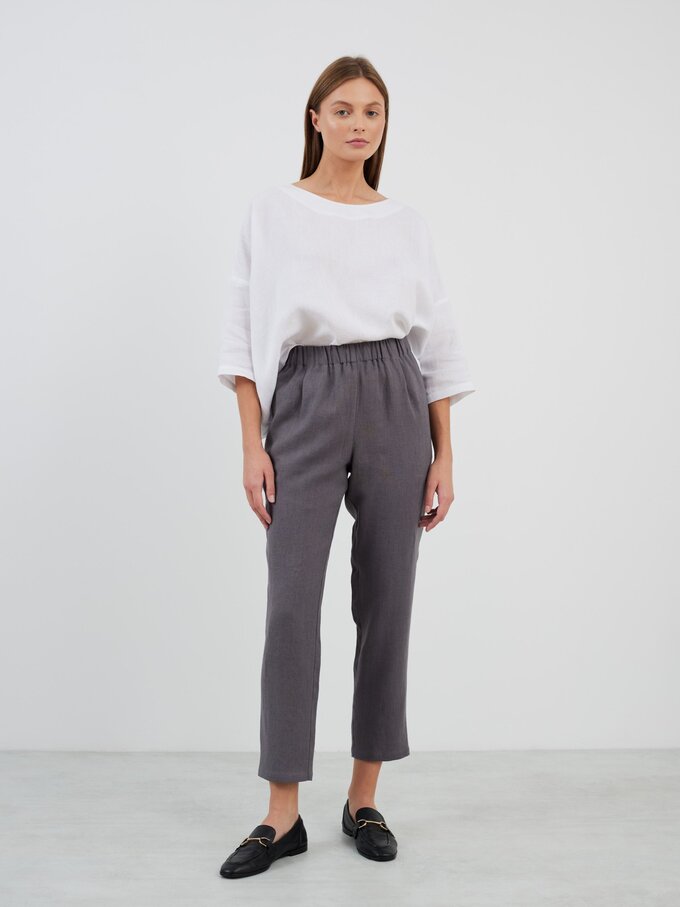 Image 2 of RAVEN Tapered Linen Pants in Light Grey from ALBERALKIRK