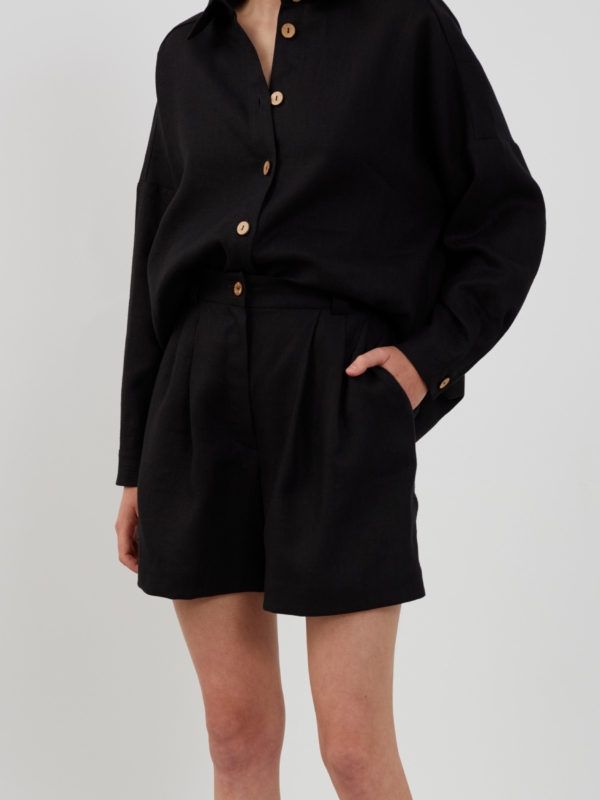 Image 1 of SAIGE Tailored Linen Shorts in Black from ALBERALKIRK