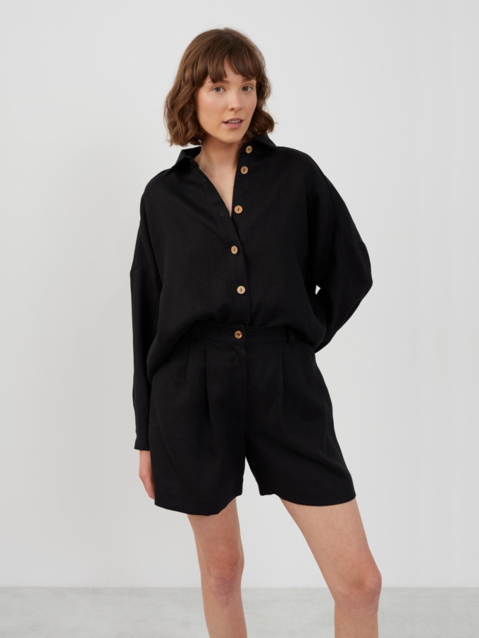 Image 3 of SAIGE Tailored Linen Shorts in Black from ALBERALKIRK